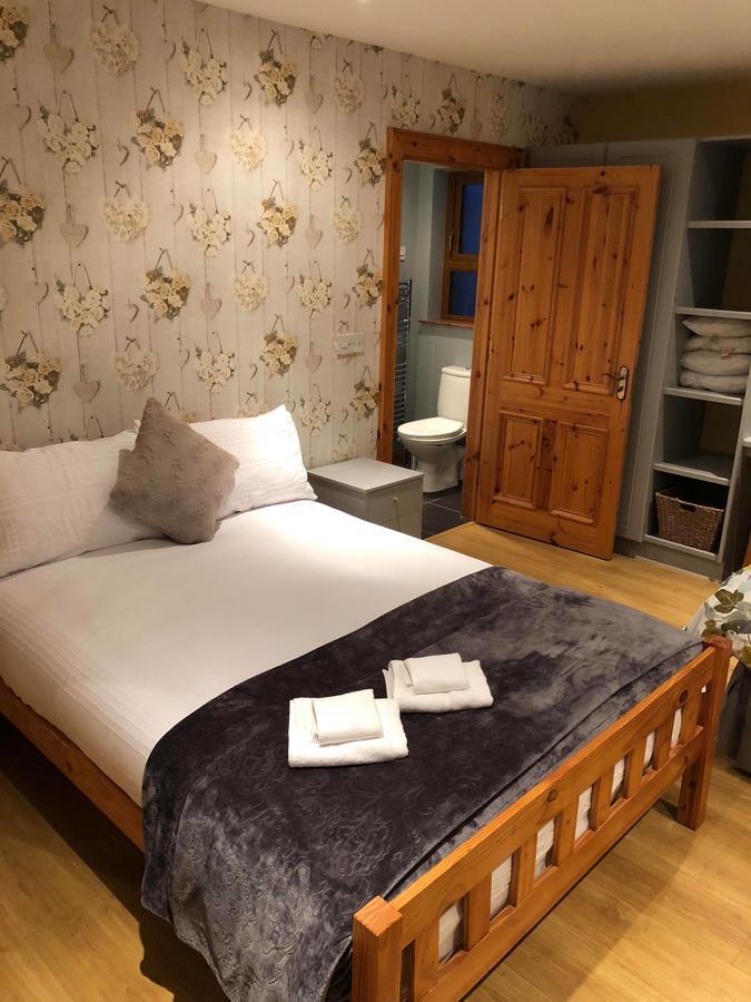 לינה וארוחת בוקר קולריין Rockhill Hospitality מראה חיצוני תמונה
